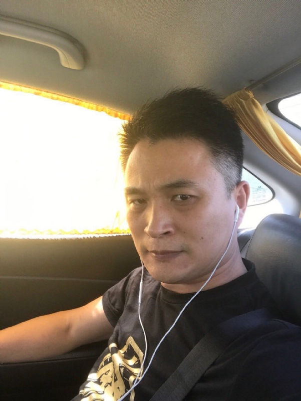 罗的第二张照片--基督教相亲网