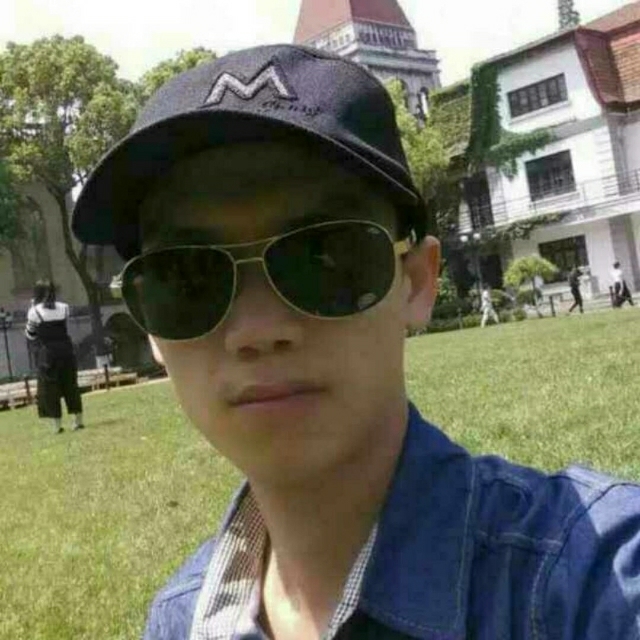 龙小华的第一张照片--基督教相亲网