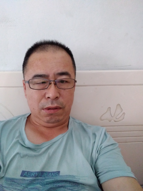 大叔的第一张照片--基督教相亲网