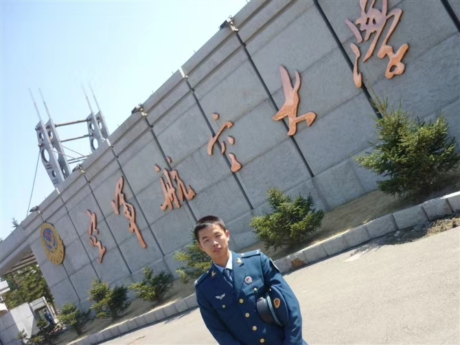 阿德的第一张照片--基督教相亲网