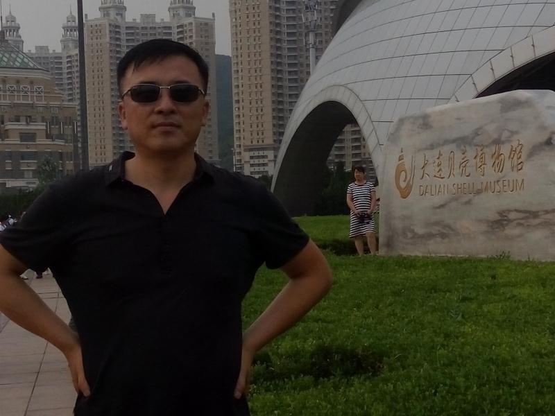 豁达的第一张照片--基督教相亲网