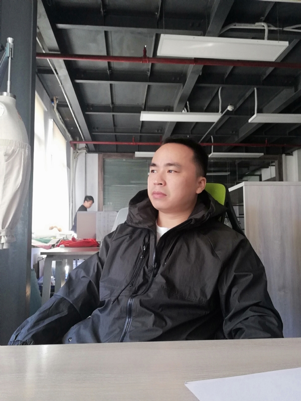 左眼皮跳跳的第一张照片--基督教相亲网