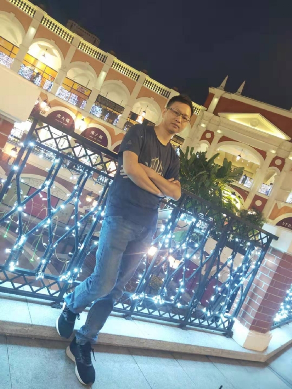 落单恋人的第一张照片--基督教相亲网