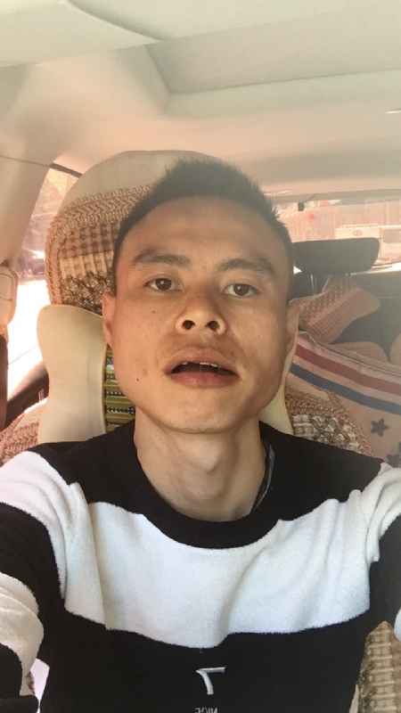 小何的第一张照片--基督教相亲网