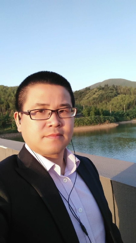 顾律师的第三张照片--基督教相亲网