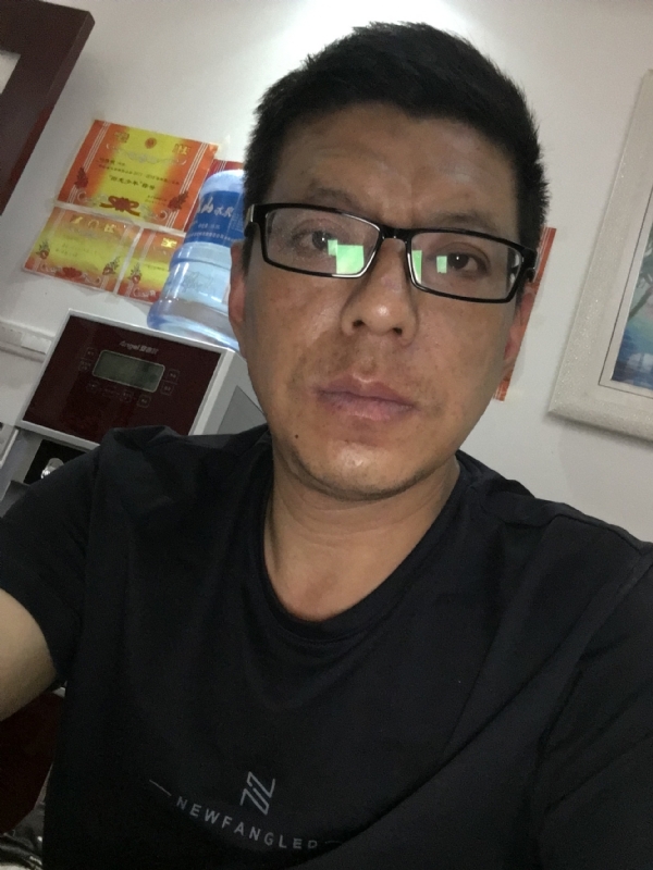 牵手的第三张照片--基督教相亲网
