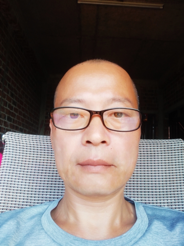 森的第一张照片--基督教相亲网