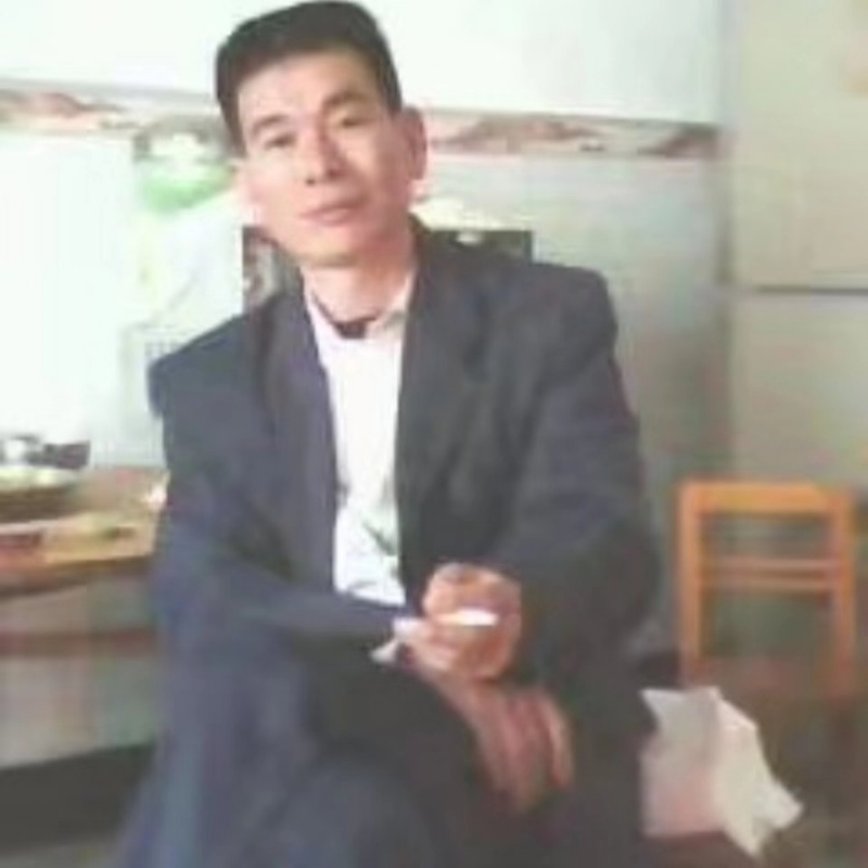 阳光照耀的第一张照片--基督教相亲网
