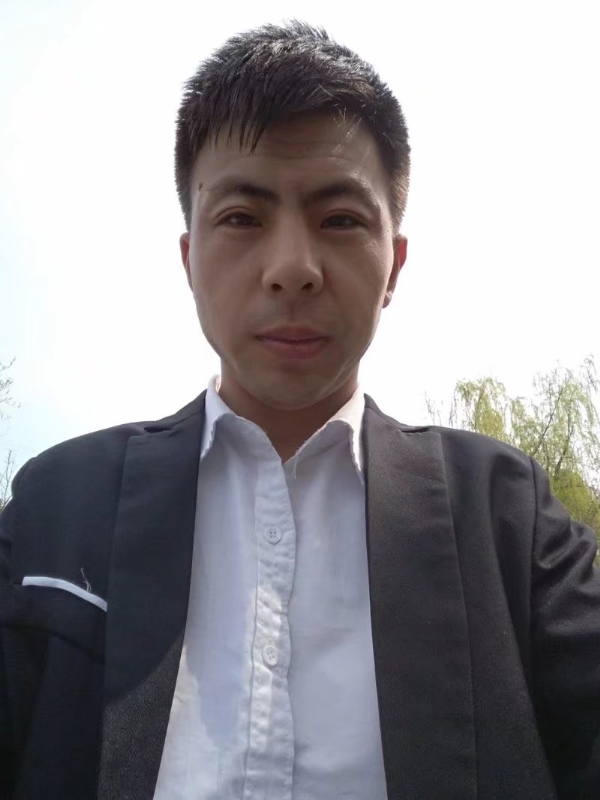许以飞翔的第一张照片--基督教相亲网