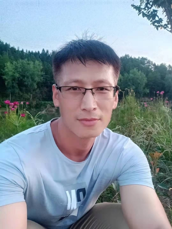 零零柒的第一张照片--基督教相亲网