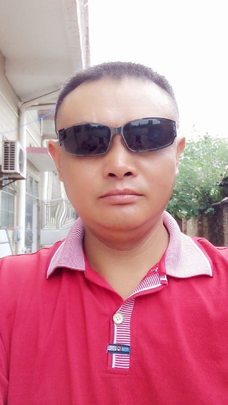 肉眼凡胎的第一张照片--基督教相亲网