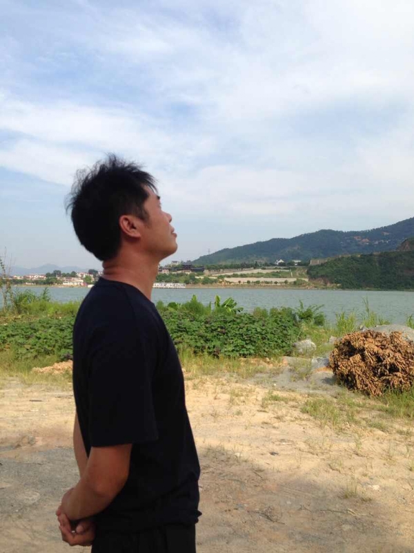 雾里看花的第一张照片--基督教相亲网