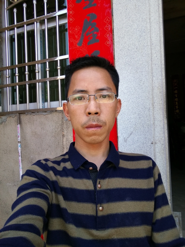 美丽的小山村的第一张照片--基督教相亲网