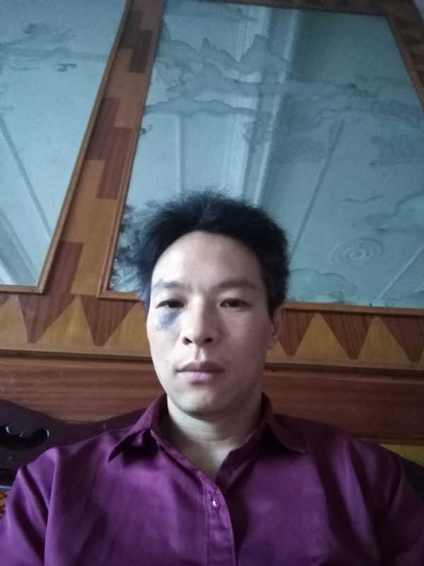 风中落叶的第一张照片--基督教相亲网