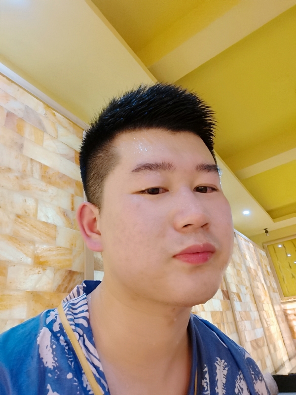 六月与阿十二的第一张照片--基督教相亲网