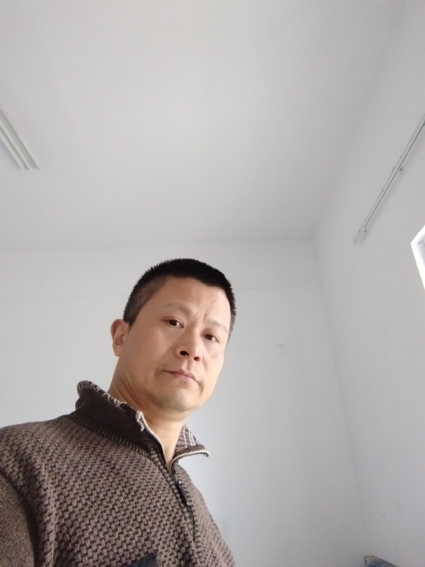 无云的第一张照片--基督教相亲网