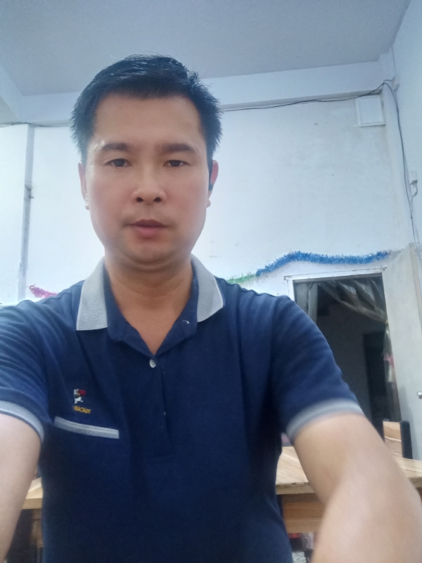 我是自强不息的第一张照片--基督教相亲网