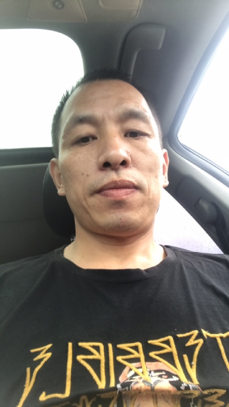 迷茫的第一张照片--基督教相亲网