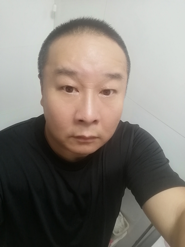 一束光的第一张照片--基督教相亲网