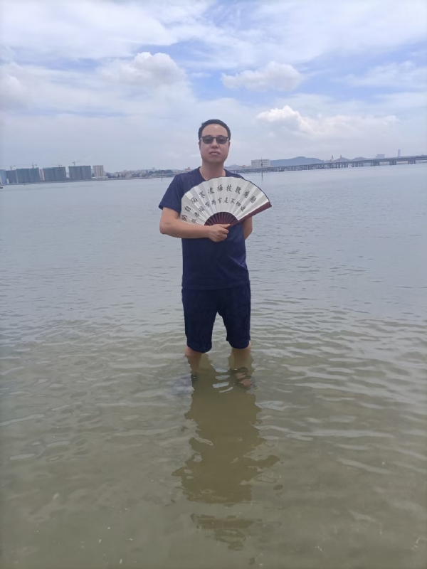 浪迹天涯的第一张照片--基督教相亲网