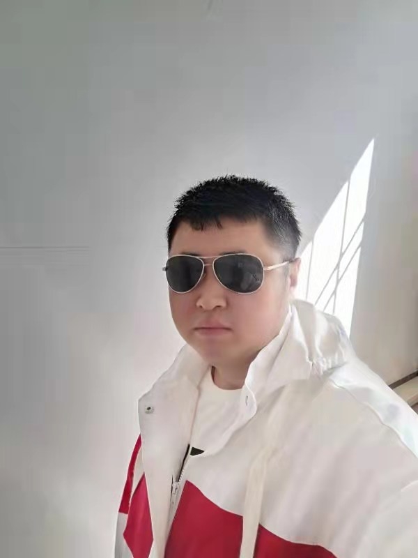 大漠叔叔的第一张照片--基督教相亲网