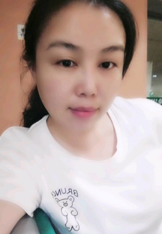 淡淡的云的第三张照片--基督教相亲网