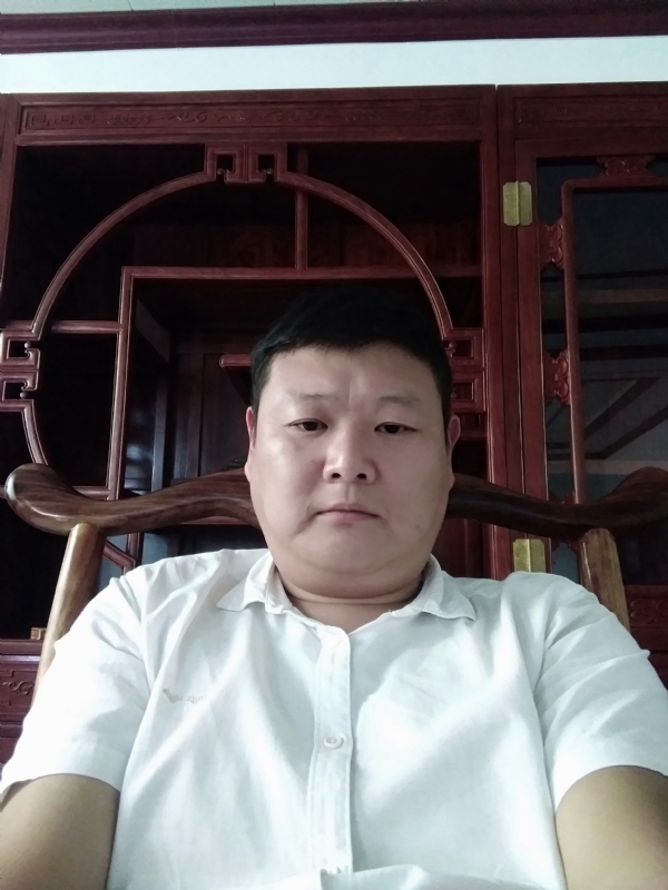 狼图腾的第一张照片--基督教相亲网