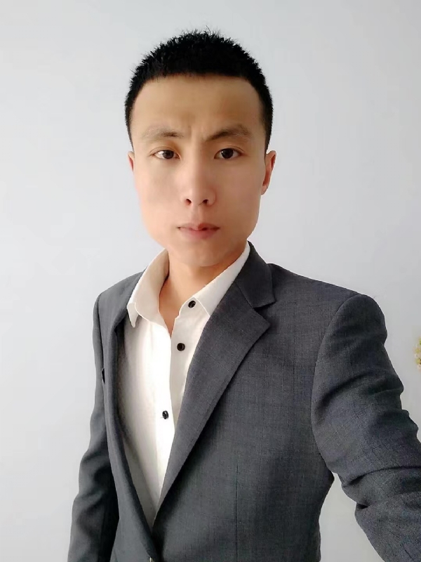 小军的第一张照片--基督教相亲网