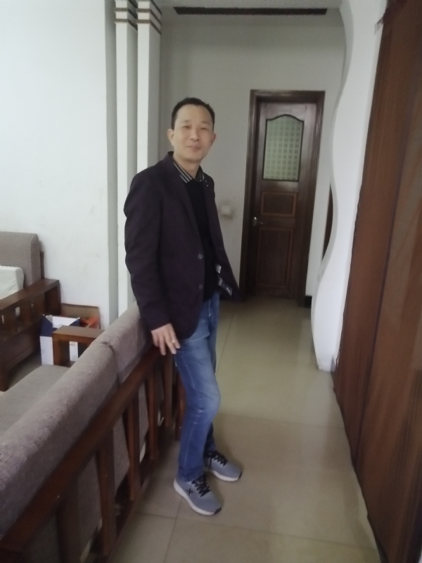 相亲相爱的第一张照片--基督教相亲网