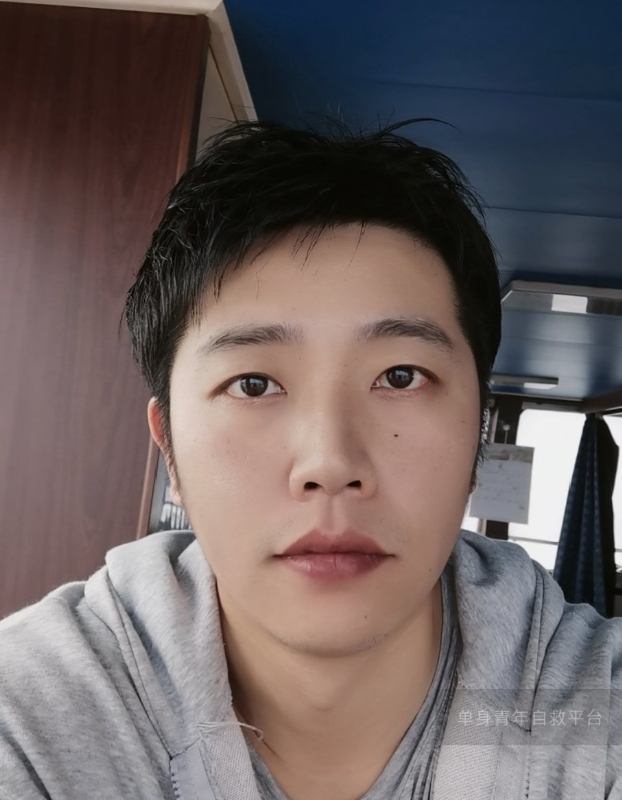 不太帅的男人的第一张照片--基督教相亲网