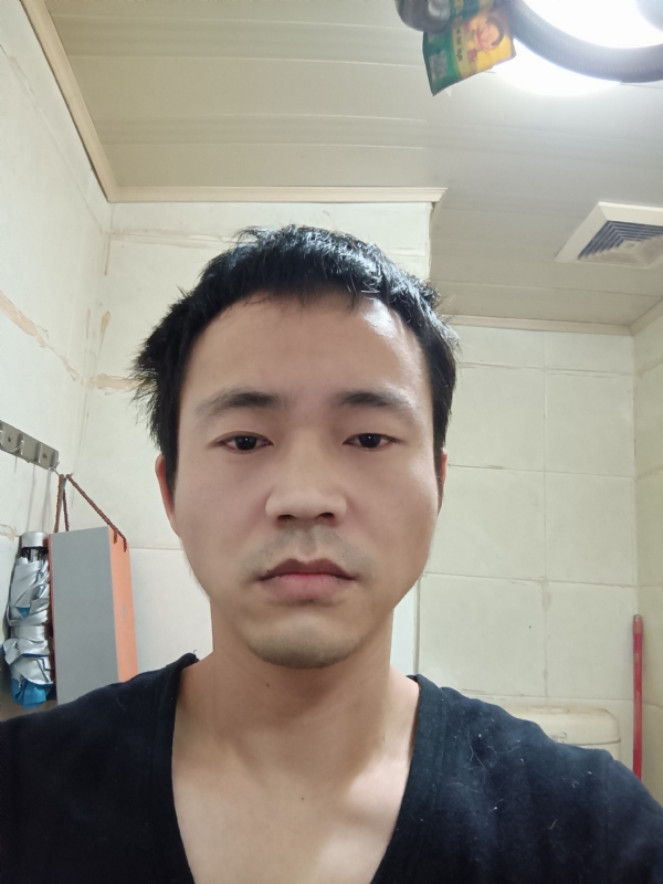 守望天空的第一张照片--基督教相亲网