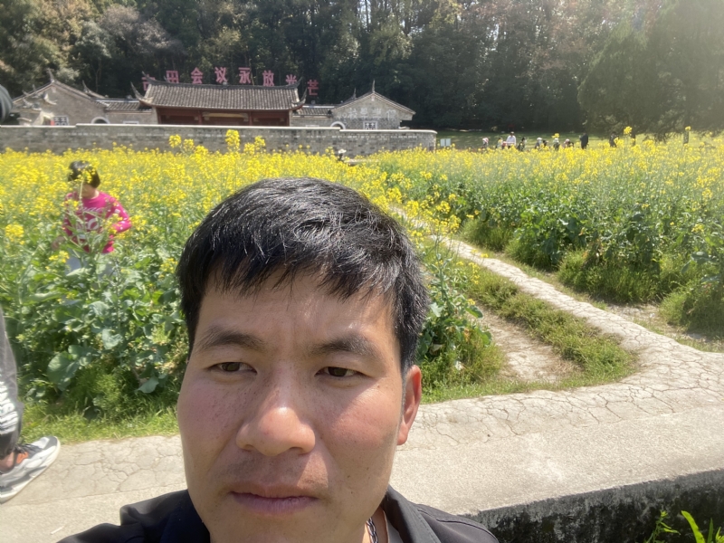 开心的第一张照片--基督教相亲网