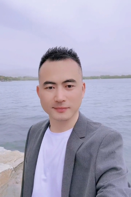 一往情深的第一张照片--基督教相亲网