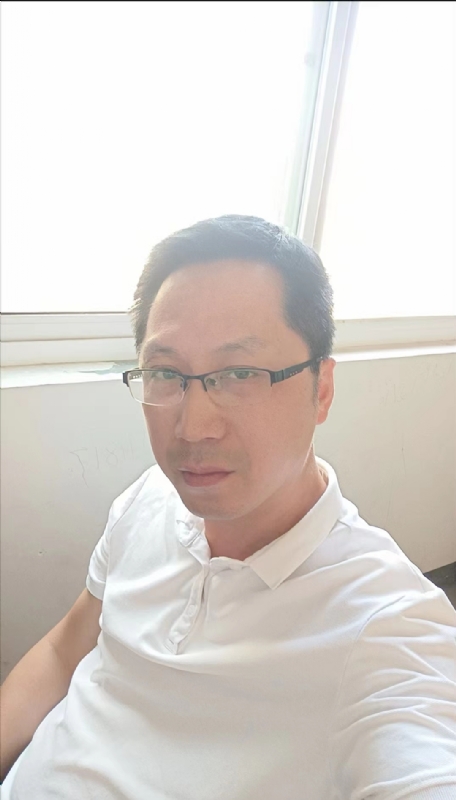 划过生命的流星的第一张照片--基督教相亲网