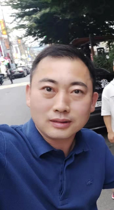 李龙的第一张照片--基督教相亲网