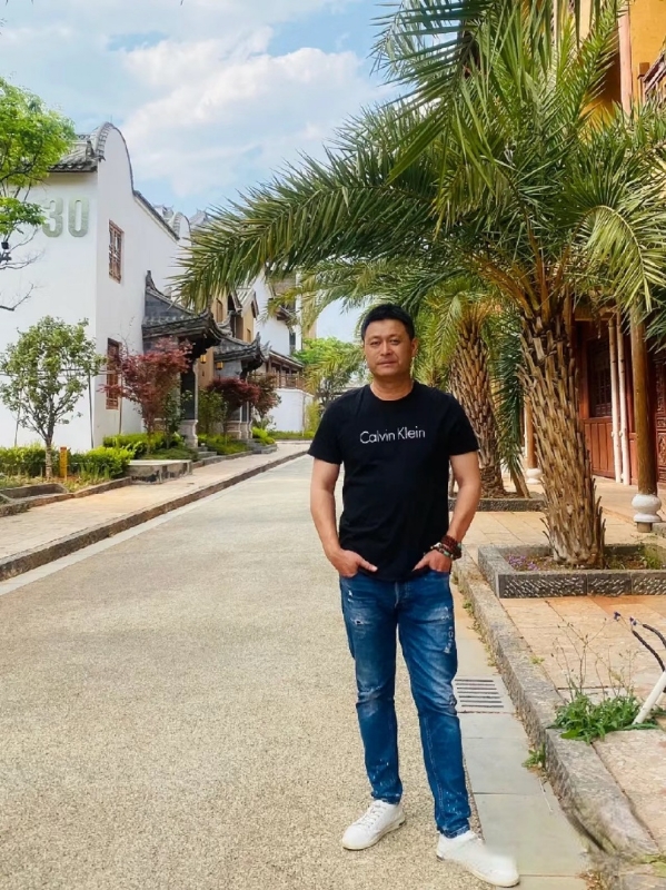 莪、蓶伱专属的第一张照片--基督教相亲网