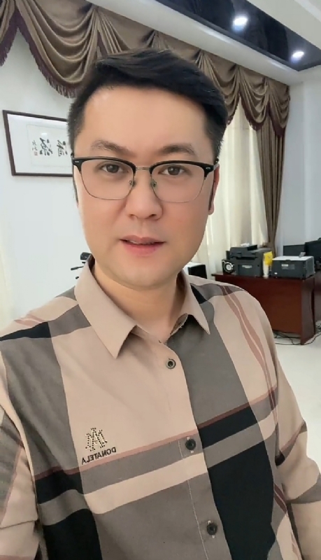 勤勉的第一张照片--基督教相亲网