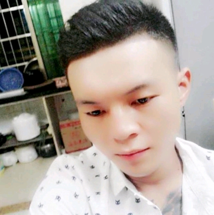 子龙的第一张照片--基督教相亲网