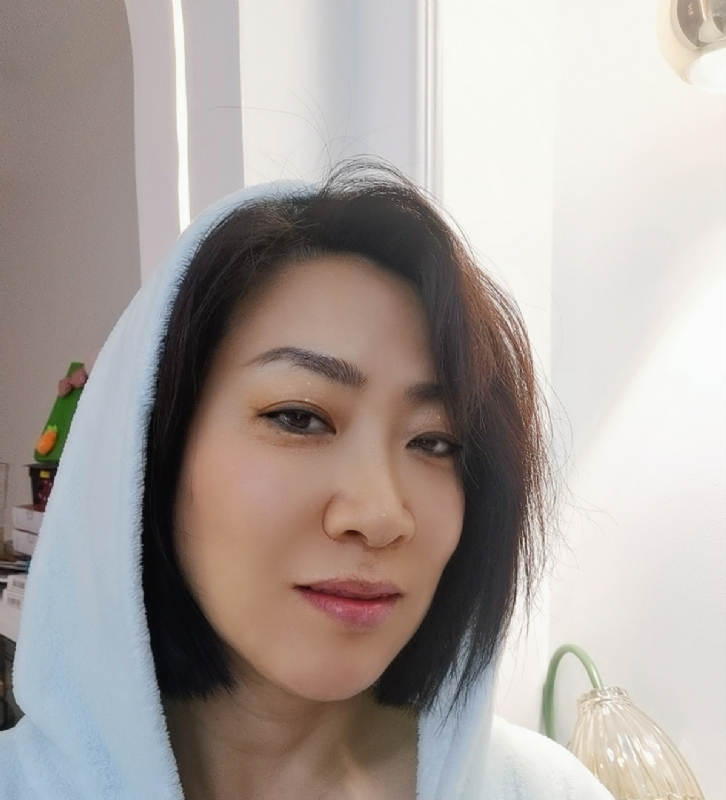 火玫瑰的第一张照片--基督教相亲网