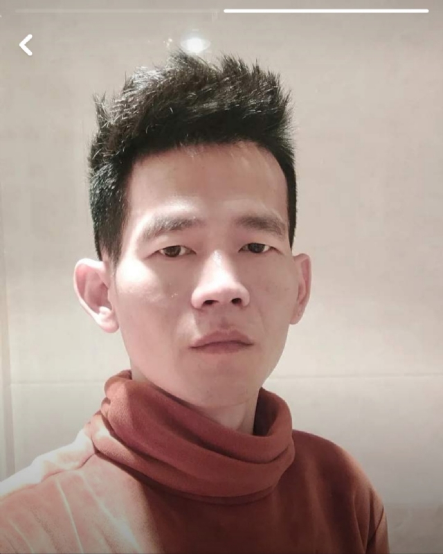 白了少年头的第一张照片--基督教相亲网