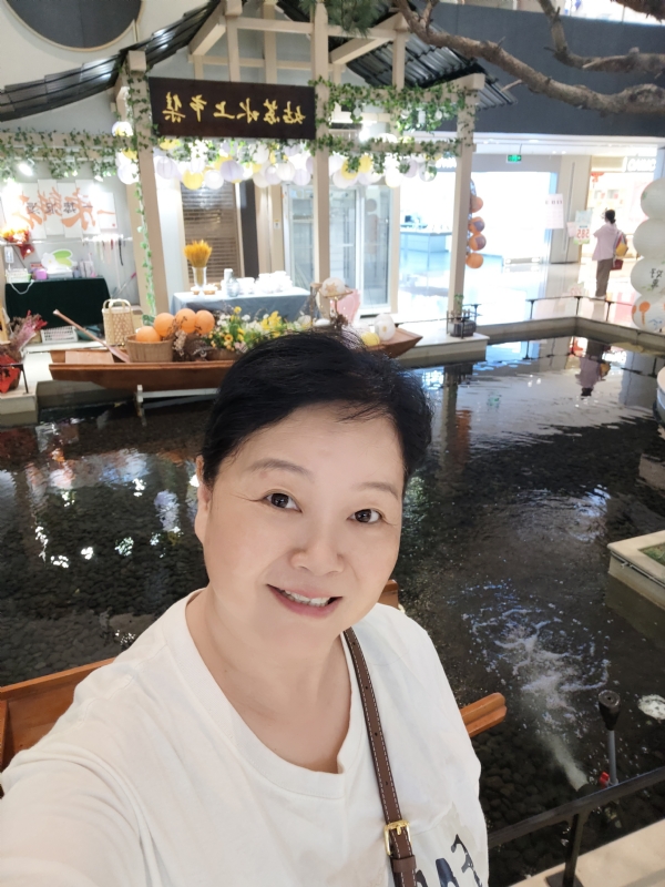 丁姐爱生活的第三张照片--基督教相亲网