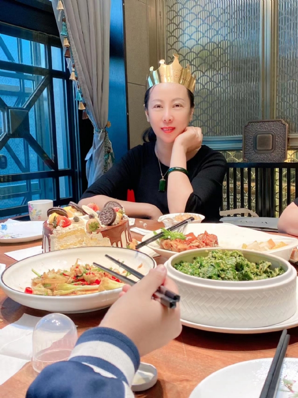 红红的第二张照片--基督教相亲网