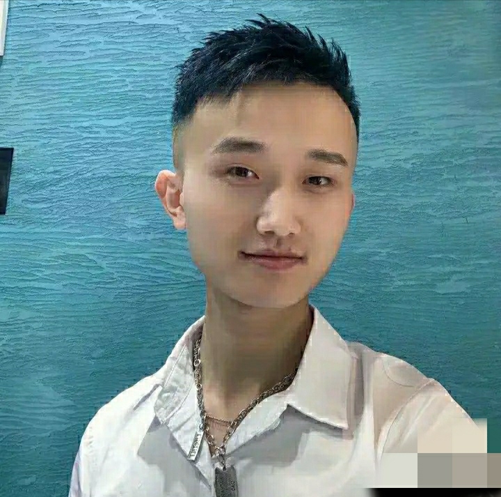 小哥哥的第一张照片--基督教相亲网