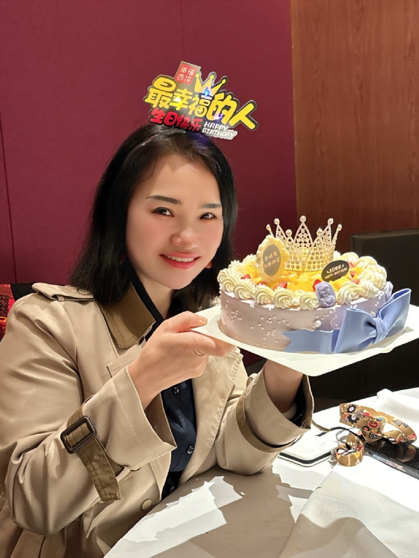 Apple的第一张照片--基督教相亲网