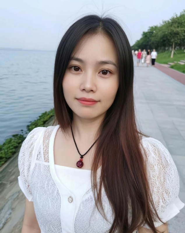 想你的月亮的第五张照片--基督教相亲网