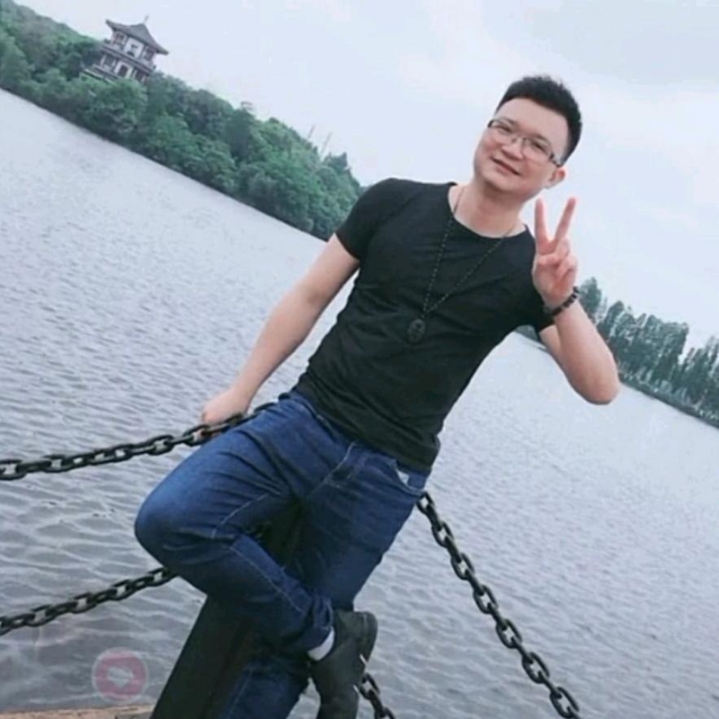 lg营的第二张照片--基督教相亲网